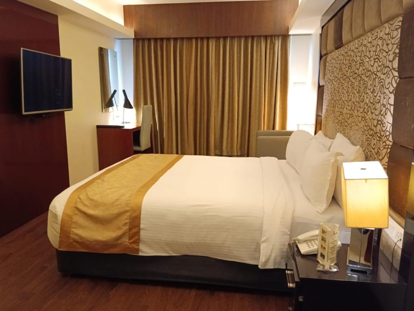 Tiruchirappalli Hotel Oxina Lygon מראה חיצוני תמונה