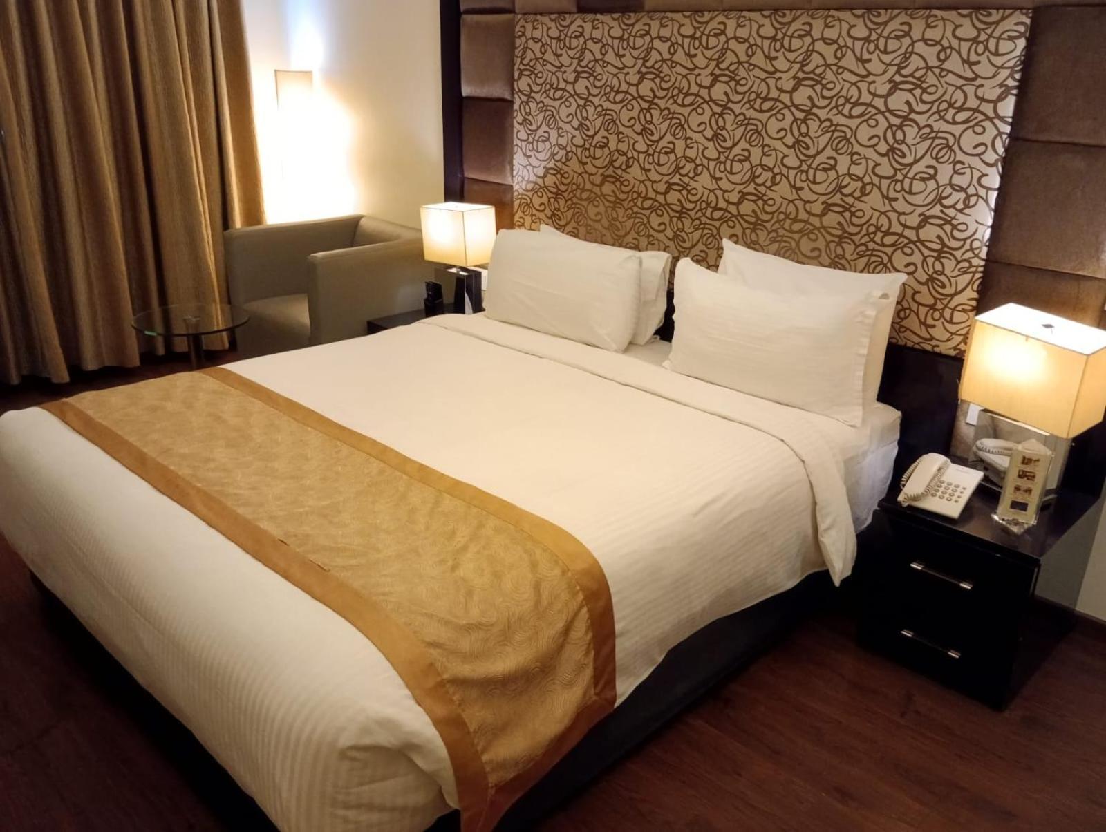 Tiruchirappalli Hotel Oxina Lygon מראה חיצוני תמונה