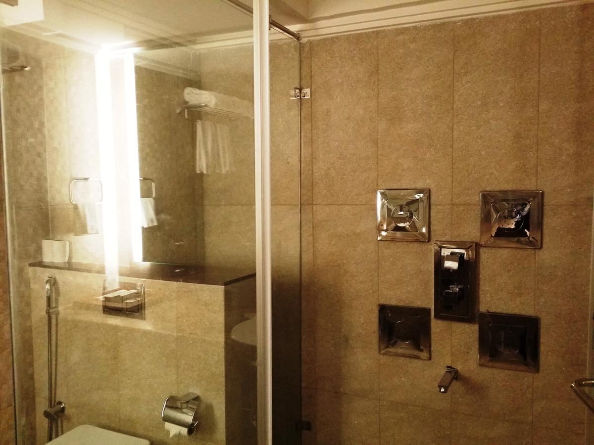Tiruchirappalli Hotel Oxina Lygon מראה חיצוני תמונה