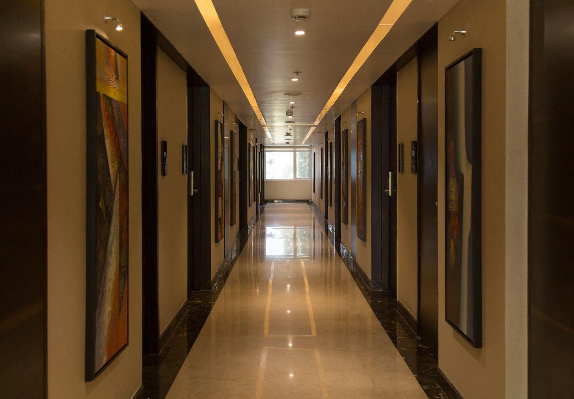 Tiruchirappalli Hotel Oxina Lygon מראה חיצוני תמונה