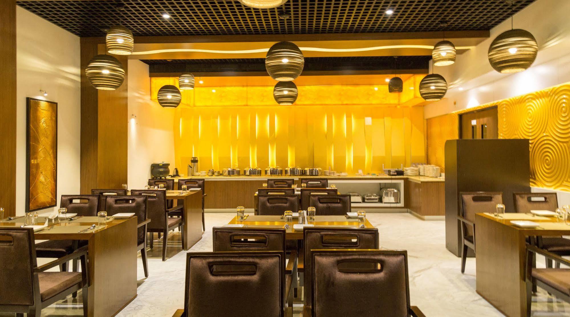 Tiruchirappalli Hotel Oxina Lygon מראה חיצוני תמונה