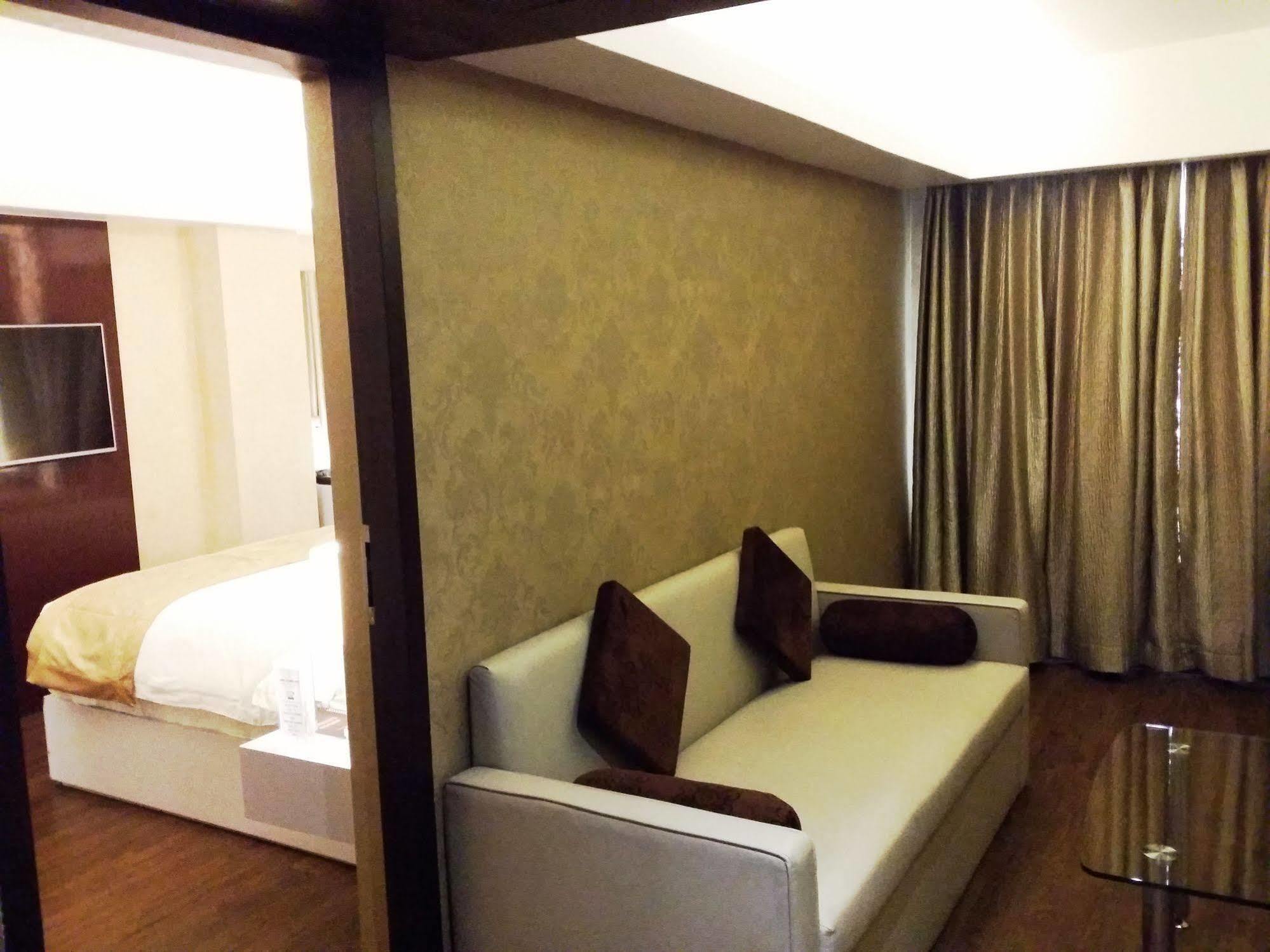 Tiruchirappalli Hotel Oxina Lygon מראה חיצוני תמונה